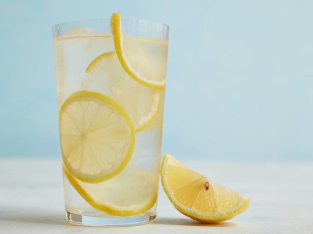 Pite citrónovú vodu každé ráno a zabudnete na mnohé problémy!